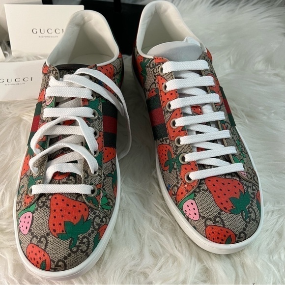 Authentic Gucci Ace Strawberry Sneakers sz 36.5 NIB - Picture 17 of 17